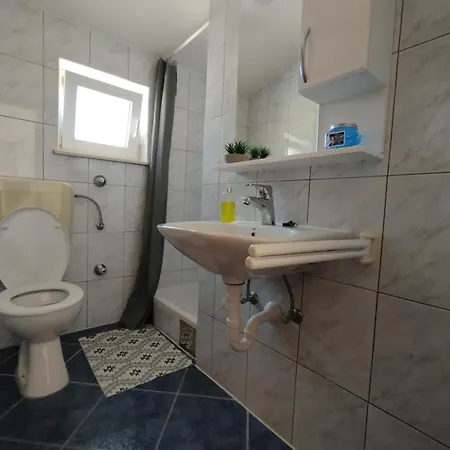 Vendula, 60 Metru Od * Rogoznica (Sibenik-Knin)