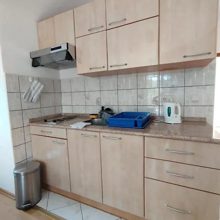 Apartman Vendula, 60 Metru Od *