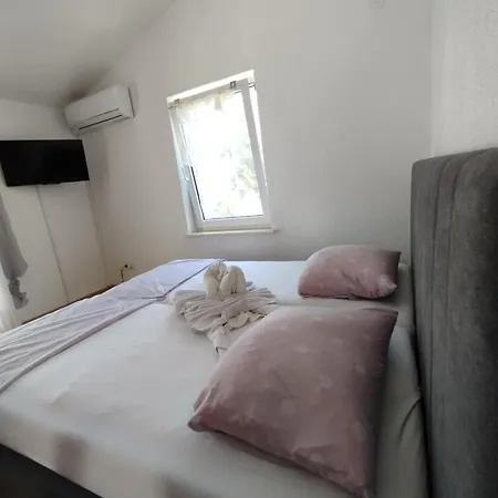 Vendula, 60 Metru Od شقة روغوزنيكا