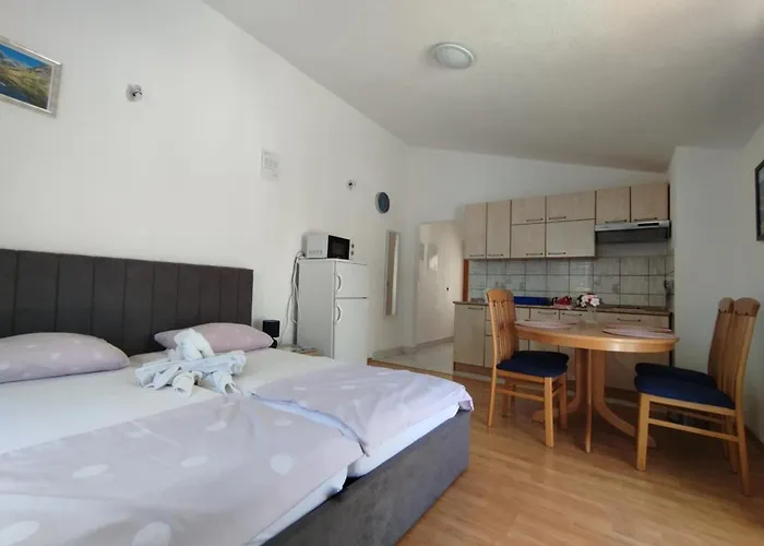 Apartament Vendula, 60 Metru Od *