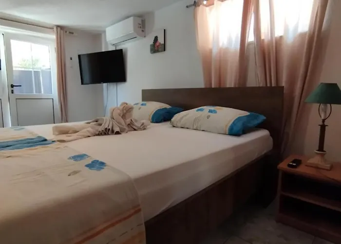 Vendula, 60 Metru Od Apartament