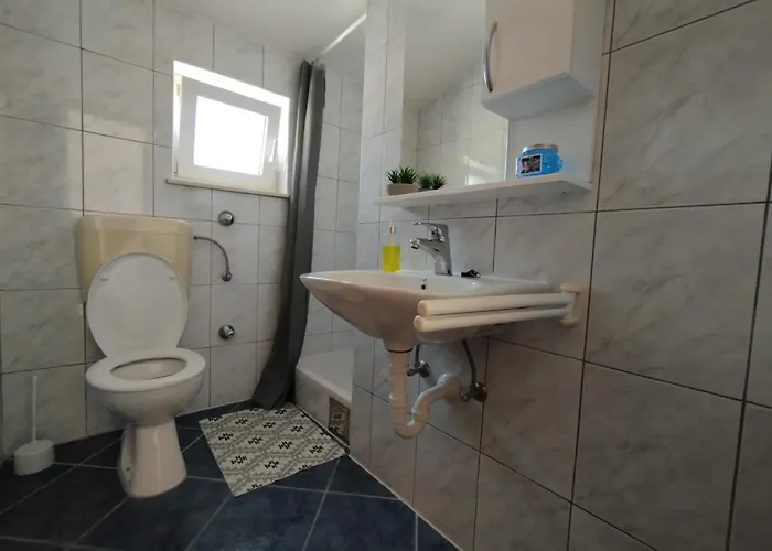 Vendula, 60 Metru Od * Rogoznica (Sibenik-Knin)